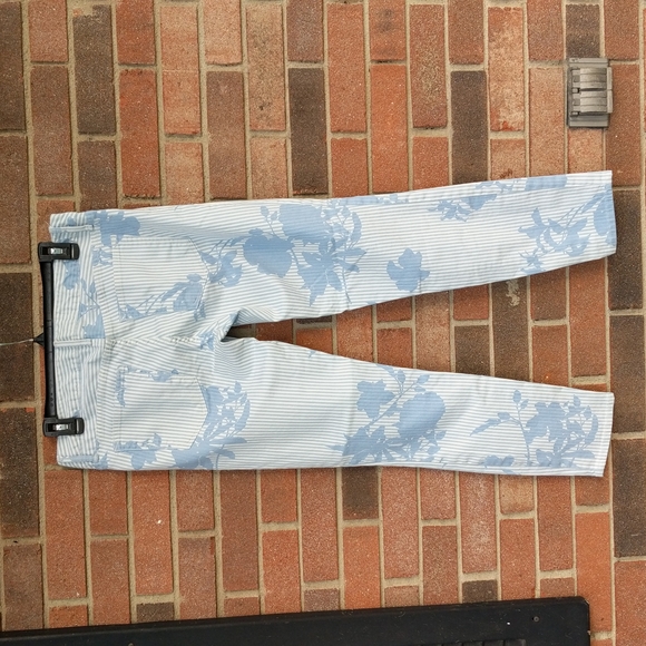 Gap Always Skinny Floral Jeans - Picture 3 of 11